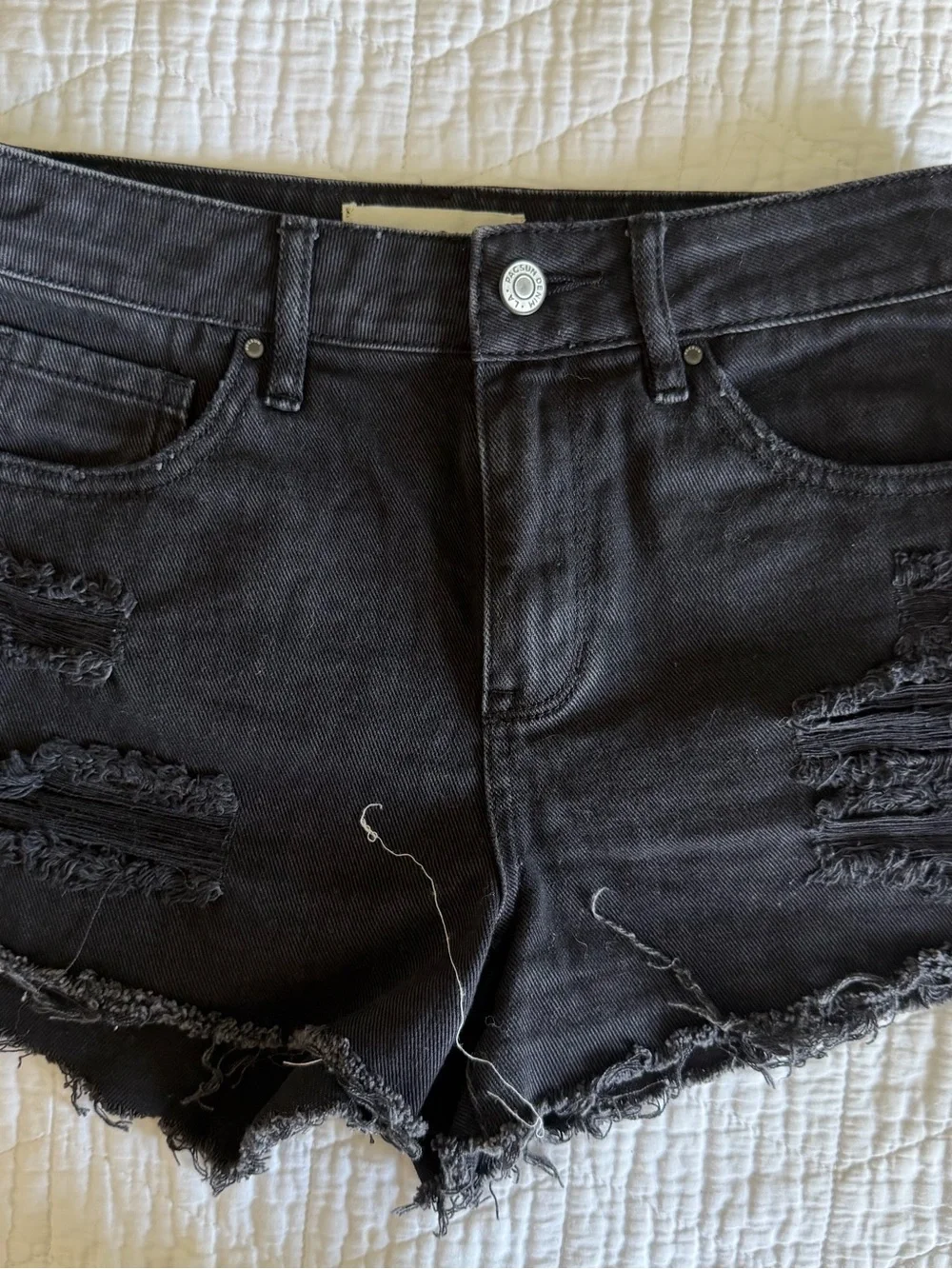 PacSun  hight rise Black Distressed Denim Cutoff Shorts size 24